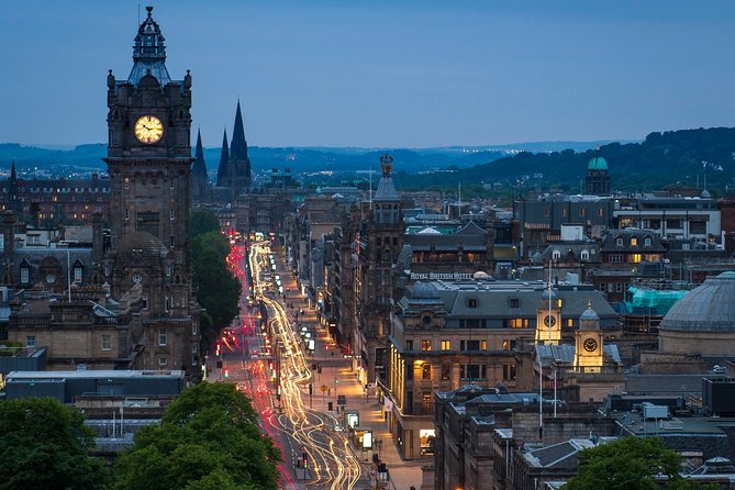 Edinburgh Photography Masterclass - Private Photography Lesson - Why Edinburgh Looks So Different at Night (and How This Lesson Helps)