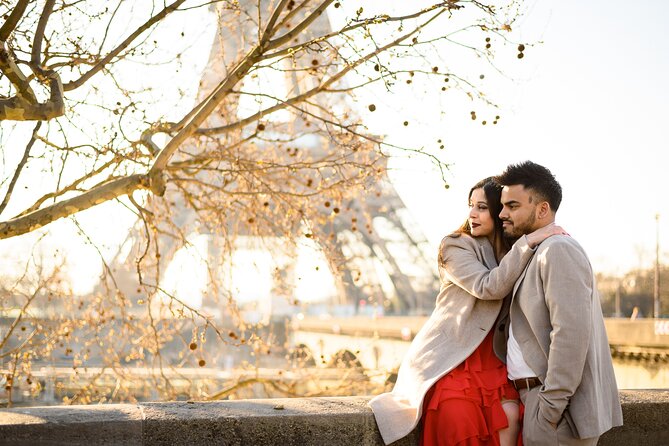 Eiffel Tower Photographer, Professional Photo shoot - Paris - Who this is best for (and who should think twice)