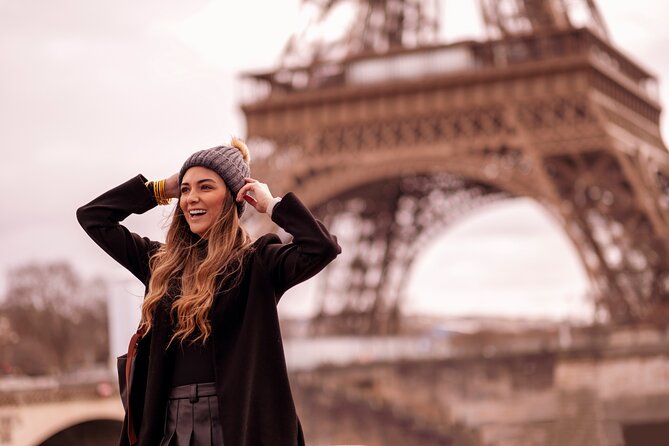 Eiffel Tower Photoshoot - Day or night near the Eiffel Tower: plan for light and weather