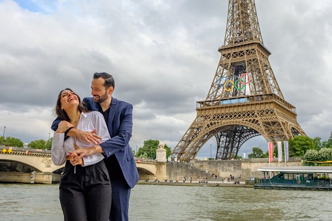 Eiffel Tower Photoshoot - Price and value: how $167.75 for up to 15 people really pans out