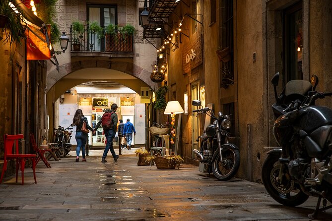 Elevate Your Photography - Barcelona Private Tour & Workshop - Gothic Quarter Streets: Roman-Era Texture and Creative Shadows