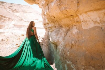 Epic Flying Dresses in Egypt - 4 Hours Private Photoshoot in Giza - 9:00 AM Pickup and Back by 1:00 PM: The Logistics That Save Your Day
