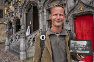 "Essential Brugge" Photo Tour - 3hr private city tour & workshop - Your 3-hour route starts on Burg Square (then it keeps going)