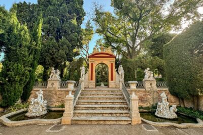 Excellent Private Photography Walking Tour & Workshop in Valencia - Meeting at Jardins de Monforte: start with the right kind of visuals