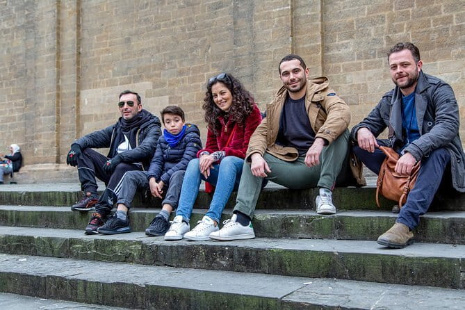 Exclusive Private Photoshoot in Florence - Piazza della Signoria: Dramatic Backdrops, Quick Turns