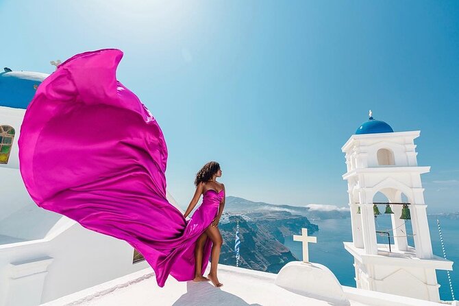 Exclusive Santorini Flying Dress Photoshoot with Pickup - Hotel pickup and the “no-stress” start