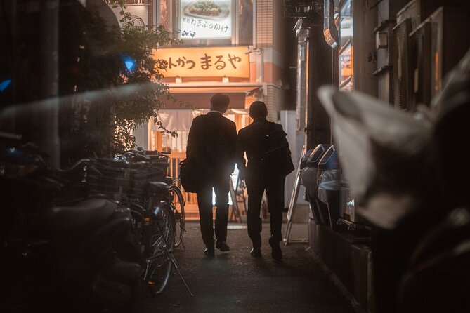 Explore Unique Tokyo Streets / Learn with a Pro Photographer - Key things that make this tour worth your time