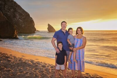 Family photo shoot in Cascais with a professional photographer - The 1-Hour Flow: How Your Session Usually Plays Out