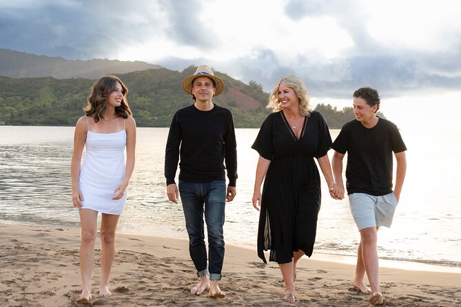 Family Photoshoot On Kauai - Finding Your Photo Spot Around Poipu or Koloa