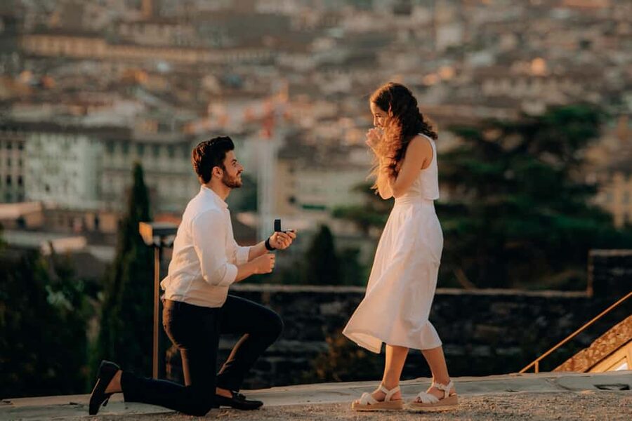 Florence: Private Photoshoot - Where the Classic package shines near the Cathedral