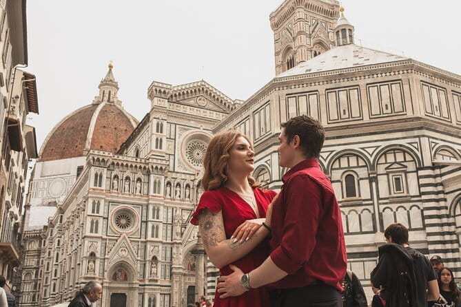 Florence: Private Professional Photoshoot Outside the Duomo - Where You Meet: Piazza del Duomo 5r (and why location matters)