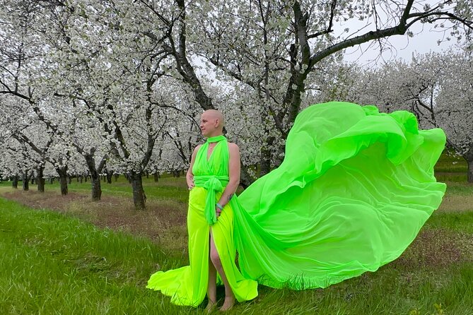 Flying Dress Photo Shoot in Traverse City - Who Should Book This (and Who Might Not)