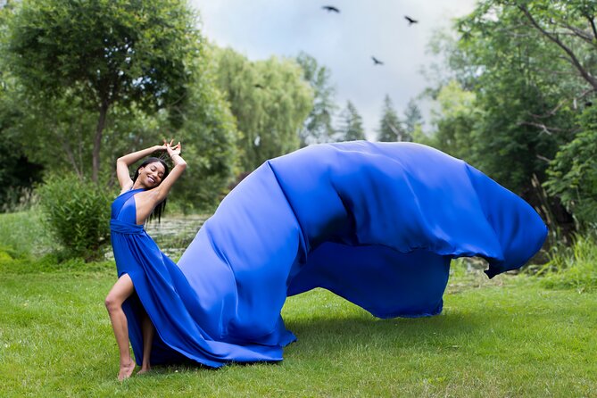 Flying Dress Photoshoot Experience in Ottawa - Weather and timing: the breeze is part of the plan
