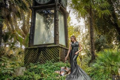 Flying Dress Photoshoot in Kauai - Your Photo Package: What 15 Edited High-Res Digitals Really Means