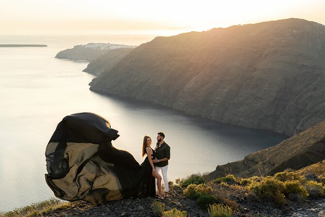 Flying Dress © Photoshoot in Santorini: Happy Birthday Package - Weather rules: the one real risk is conditions