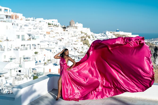 Flying Dress © Photoshoot in Santorini: Mr. President Package - Should you book the Flying Dress Mr. President Package?