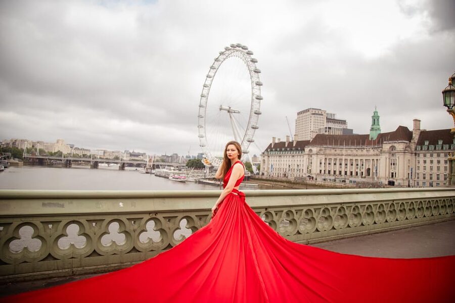Flying dress professional photoshoot with pro photographer - Key Points You’ll Care About