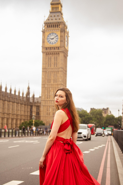 Flying dress professional photoshoot with pro photographer - Price and Logistics That Affect Real Value