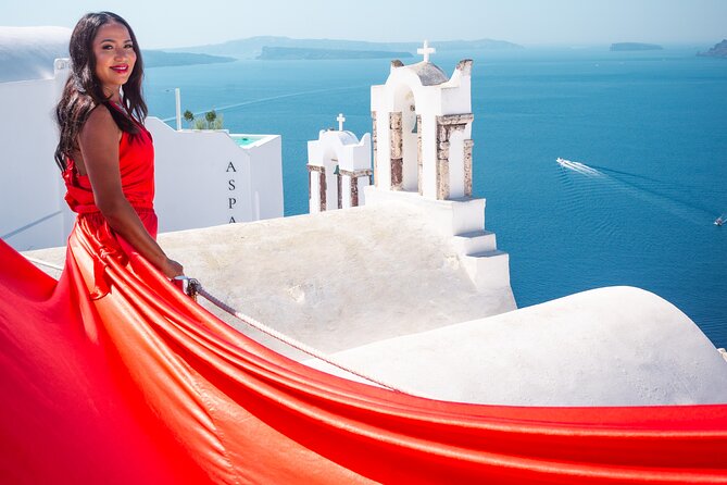 Flying Dress Santorini Photoshoot - Timing: what 1 hour 15 minutes feels like