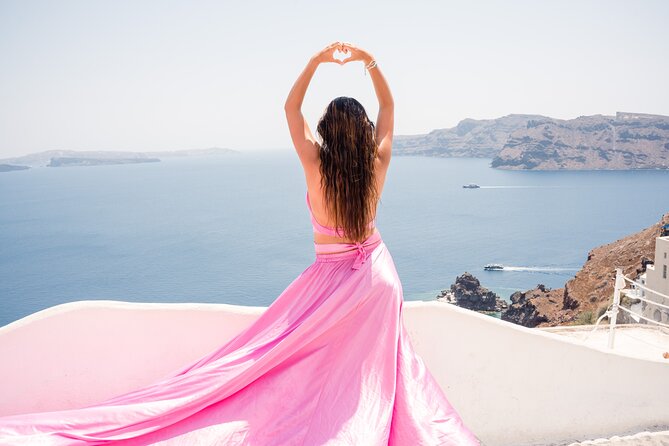 Flying Dress Santorini Photoshoot - The Oia route: from marble lanes to blue domes