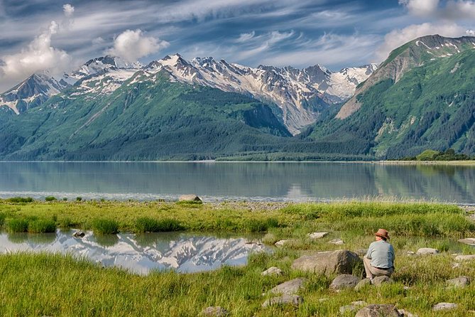 Focus on Haines Private Nature / Photography tour - Chilkat State Park and Rainbow Glacier: the view that resets your camera