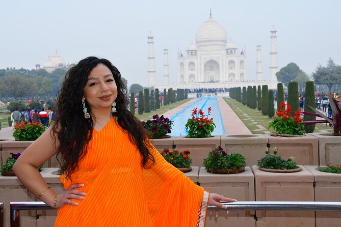 From Delhi: Private Taj Mahal Photoshoot in Indian Ethnic Attire - Agra Fort right after: a second UNESCO stop that breaks up the day
