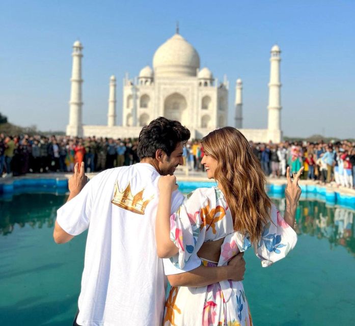 From Delhi: Taj Mahal Tour with Professional Photographer - Key highlights worth your attention