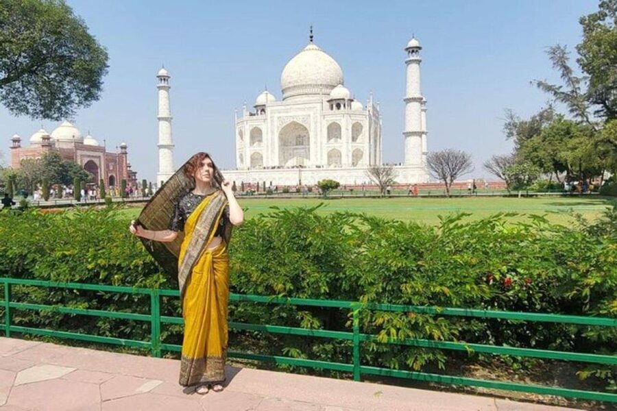 From Delhi: Taj Mahal Tour with Professional Photographer - Taj Mahal first: how the skip-the-line entry changes the mood