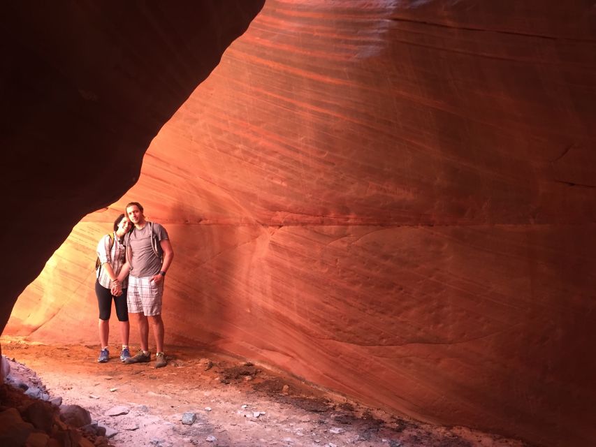 From Kanab: 3-Hour Peek-a-Boo Slot Canyon Hiking/Photo Tour - Who should book this Peek-a-Boo hike