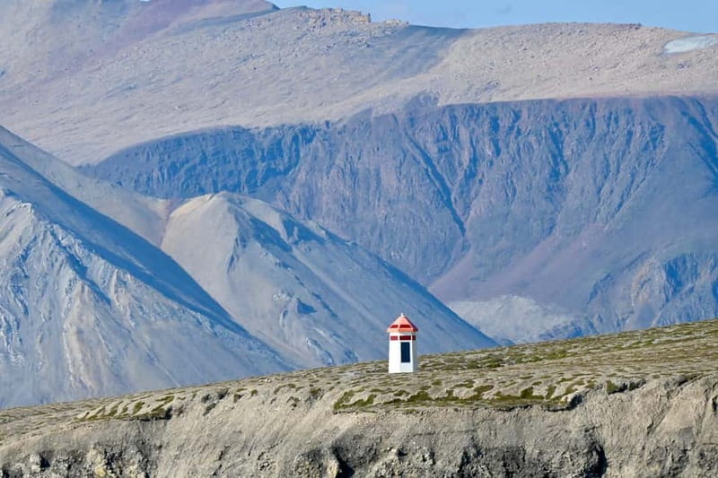 From Longyearbyen: Pyramiden Private Photo Tour w/ Transfer - Timing, food, and why 8 hours works