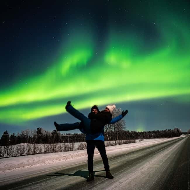 From Rovaniemi: Short Aurora Borealis Photography Expedition - From Rovaniemi pickup to rural night skies