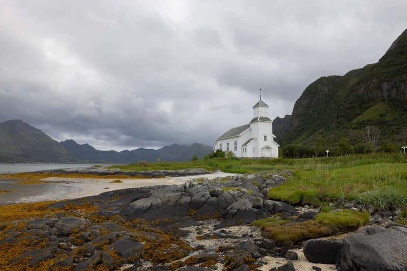 From Svolvaer: 2-Day Lofoten Highlights Photo Tour - Key points to know before you go