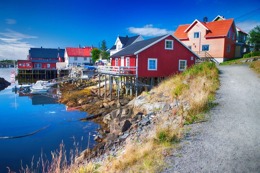 From Svolvaer: 2-Day Lofoten Highlights Photo Tour - Weather reality in the Lofoten winter season