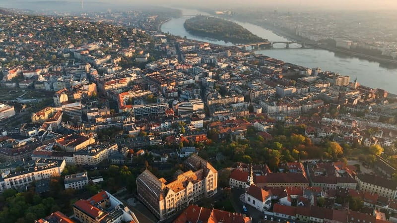From Vienna: Bratislava& Budapest Day Tour with Photographer - Bratislava’s Cobblestones and the Danube-View Castle
