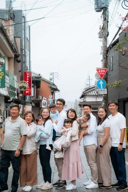 Fukuoka: Private Photo Session with a Local Photographer - Practical Tips to Get the Best Results