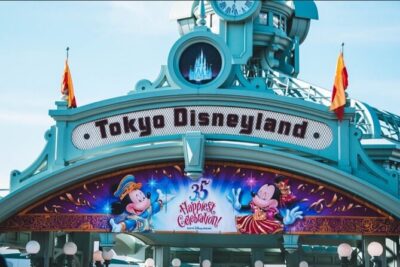 Full Day Private Guided Photographer and Driver in Tokyo Disney - DisneySea second: why this is where Tokyo Disney gets truly different