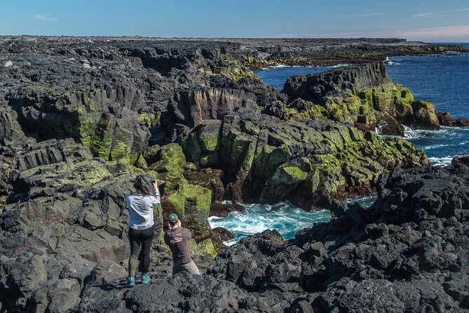 Full-Day Private Tour with Photography Secret Spots of Iceland - Stop 3: Reykjanes Lighthouse, the 1878 story and the earthquake chapter