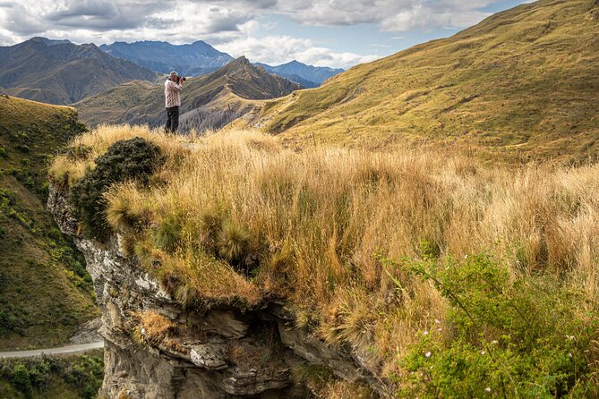 Full Day Queenstown & Southern Lakes Private Photography Tour - Comfortable 4WD, pickup, and how the day stays efficient
