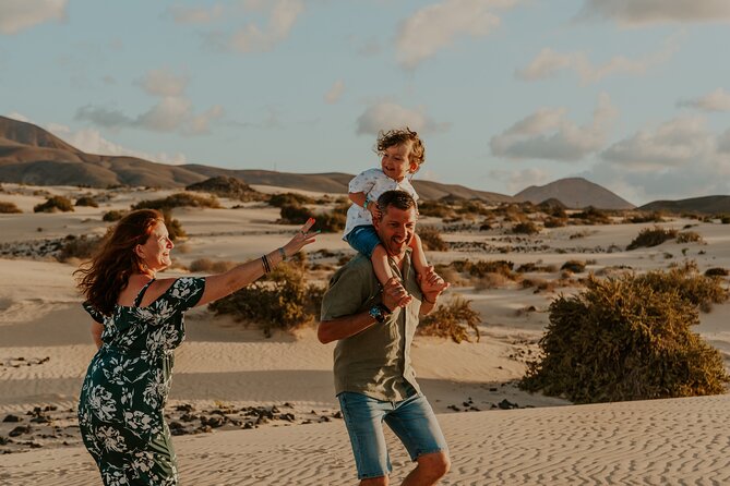 Fun and spontaneous family photoshoot - Corralejo Fuerteventura - Why this Corralejo family photoshoot beats DIY portraits