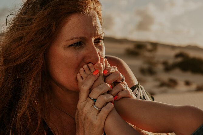 Fun and spontaneous family photoshoot - Corralejo Fuerteventura - Standard vs Premium: how to choose your photo package