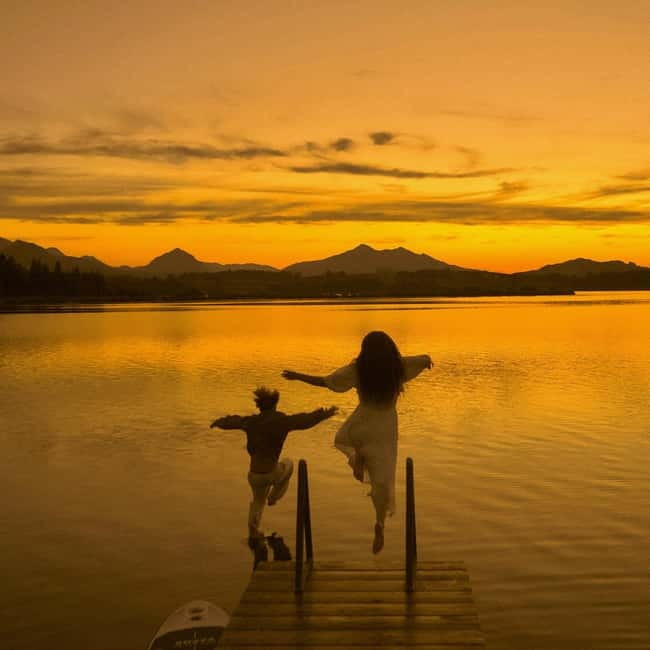 Füssen & Schwangau: Private Photoshoot Couples, Solo & Group - How a 40 minutes to 2 hours session usually plays out