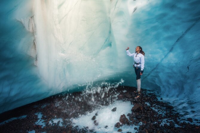 Glacier and Ice Cave Private Photoshoot - 15 Shot Photo Package - What to wear and pack for a 5-hour ice-cave trek