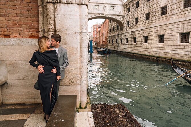Glam photoshoot in hidden Venice! (up to 4) - Venice “Glam” Photos That Feel Personal, Not Posed