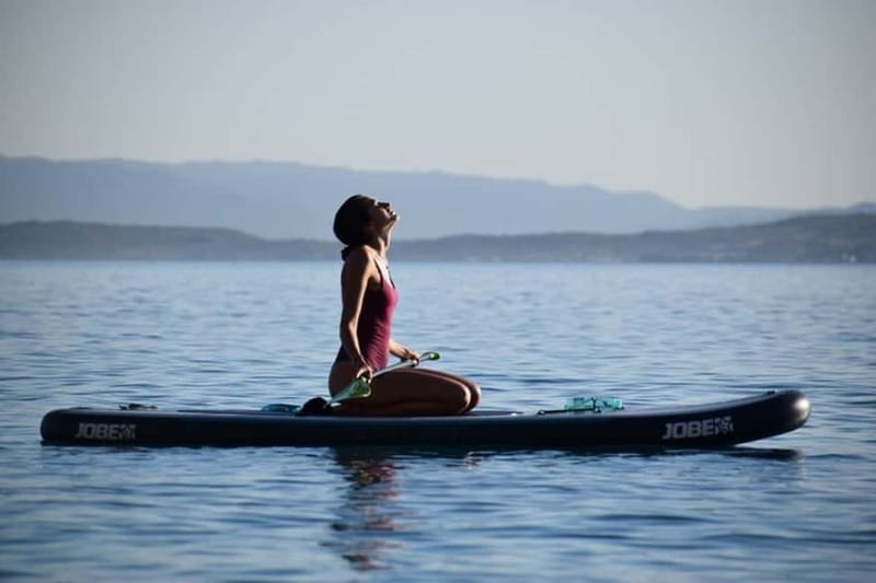 Golfo Aranci: Sup with dolphins, aperitif & photo shoot - Where you meet and what the first 15 minutes look like