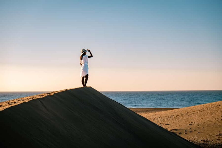 Gran Canaria: Private Photoshoot with a Local Photographer - Where you’ll shoot: dunes, palms, and ocean-view paths