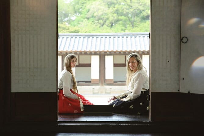 Gyeongbokgung Hanbok Photoshoot - Before You Go: Plan Hanbok Rental So You Don’t Feel Rushed