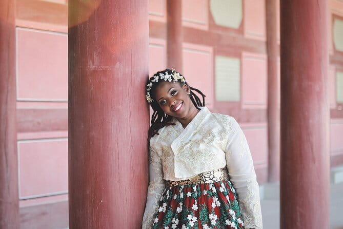 Gyeongbokgung Hanbok Photoshoot - Price and Value: Is $100 Worth It?