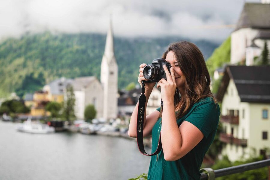 Hallstatt: 2-Hour Guided Walking Tour with Photographer - Mühlbachwasserfall and waterfront postcard shots, end-to-end