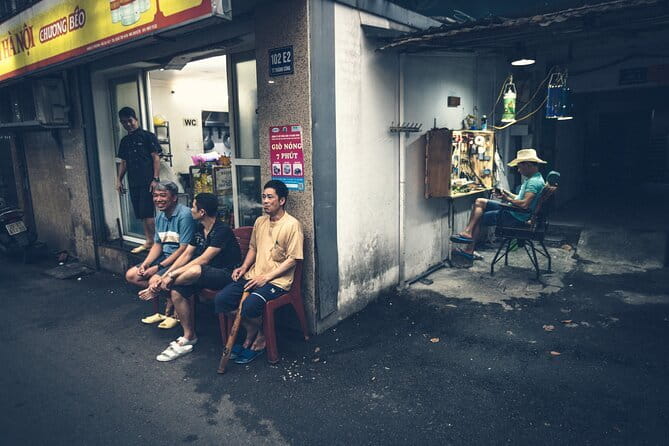Hanoi Street Photography in a Vintage Community - A 4-Hour Schedule That Works for Street Photographers (Not Just Tourists)