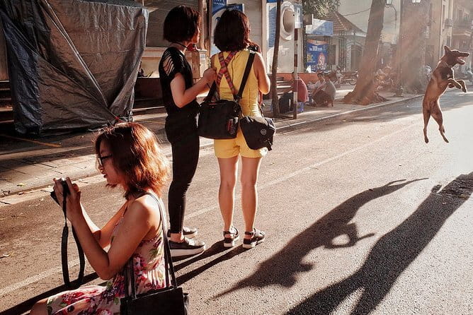 Hanoi Street Photography in a Vintage Community - Markets, Playground Life, and Elderly Moments: Finding Stories Without Forcing Them